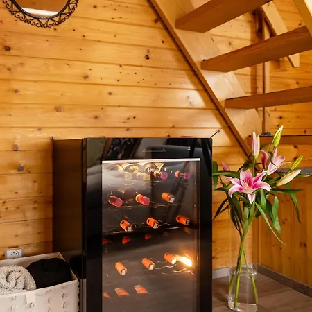 Private Summer House With Swimming Pool, Bar And Pit For Football And Volleyball بيت للعطل *