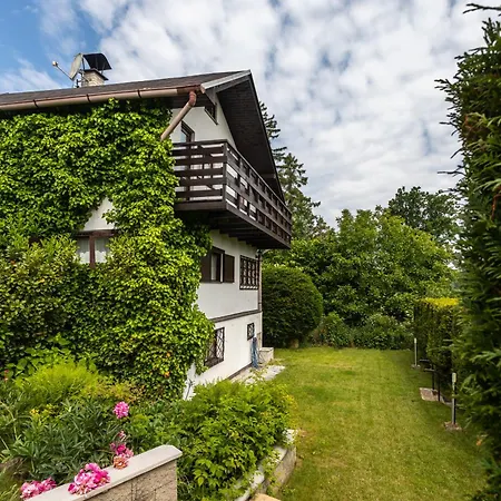 Family With Private Pool, Bar & Sports Field *