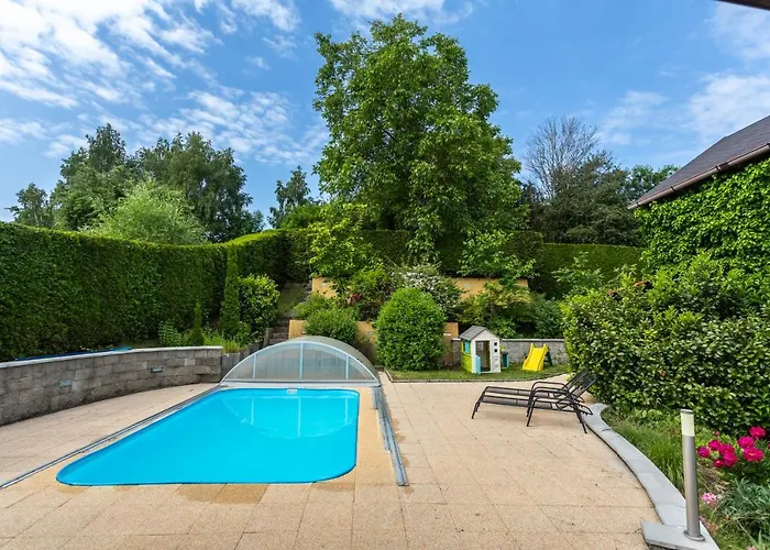 度假居 Private Summer House With Swimming Pool, Bar And Pit For Football And Volleyball *