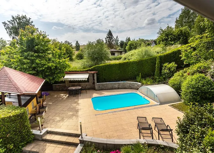 Feriehus Private Summer House With Swimming Pool, Bar And Pit For Football And Volleyball *