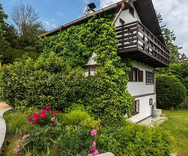 Casa vacanze Private Summer House With Swimming Pool, Bar And Pit For Football And Volleyball