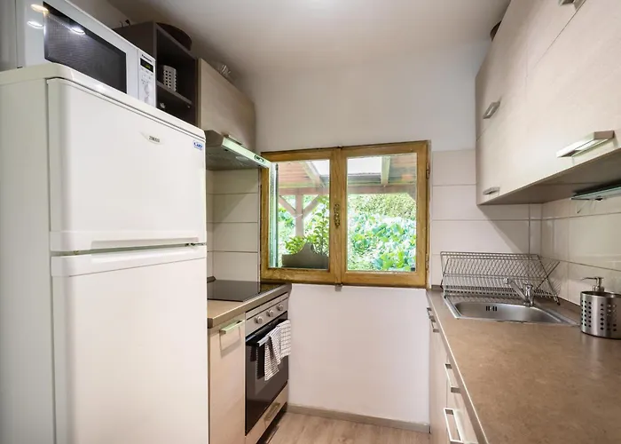 Private Summer House With Swimming Pool, Bar And Pit For Football And Volleyball *